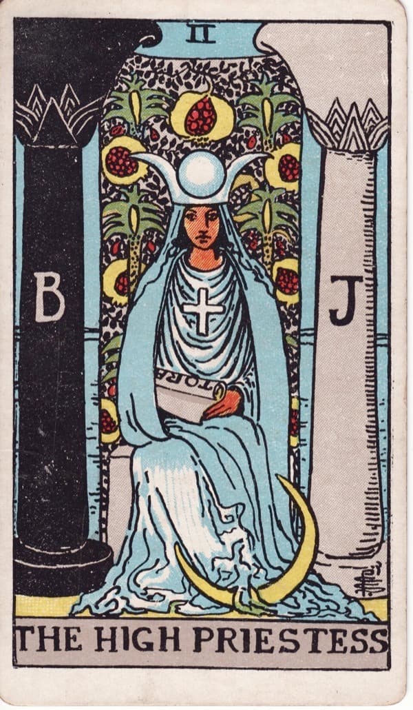 The High Priestess tarot card