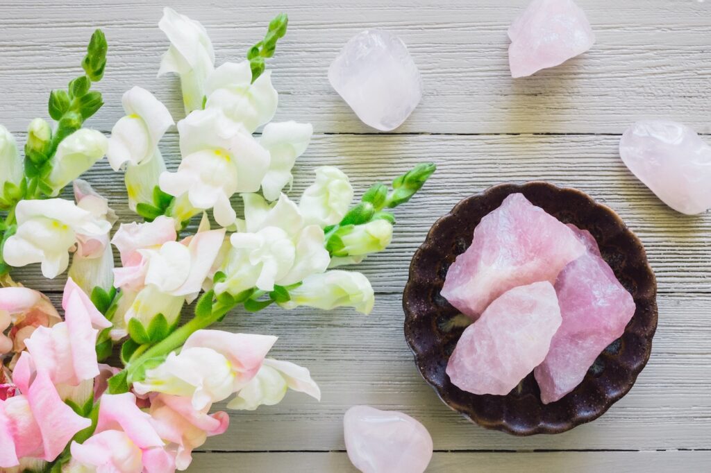 Rose Quartz Meanings, Properties and Uses
