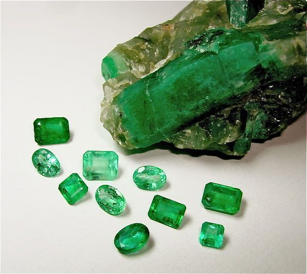 Rhodochrosite + Emerald
