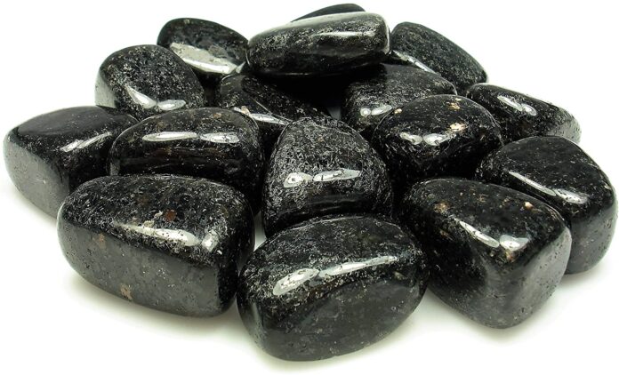 Nuummite Meanings, Properties and Uses