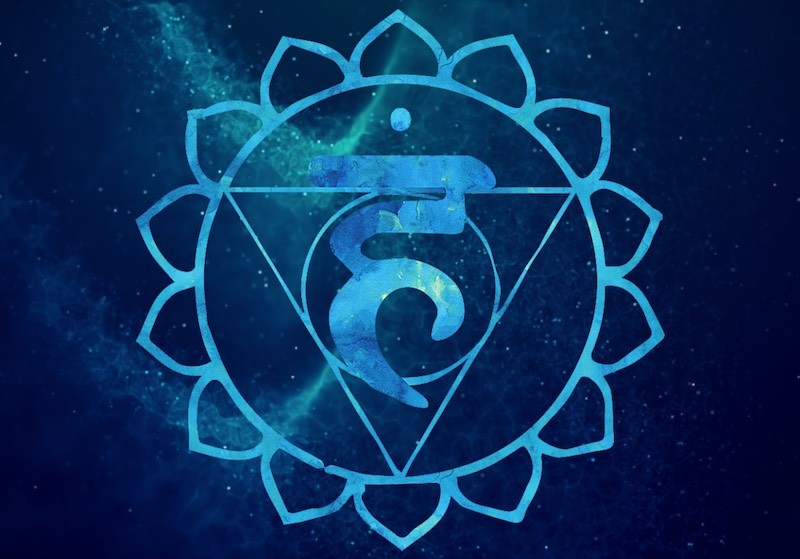 Blue Onyx For Chakra Healing and Balancing
