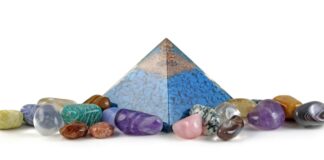 28 Most Useful Crystals For Empaths – The “How To” Guide