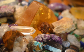 25 Most Useful Crystals For Weight Loss - The How To Guide