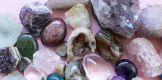 40 Most Useful Crystals For Lucid Dreaming - The How To Guide